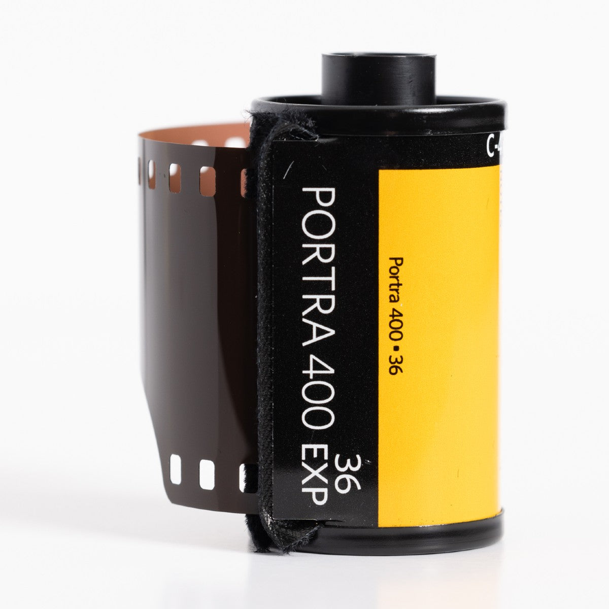 Kodak Portra 400 35mm 36 Exposures Portra 400 Film Kodak Professional 35mm  Film One Roll of Film 35mm Analog Camera Color Negative -  Canada